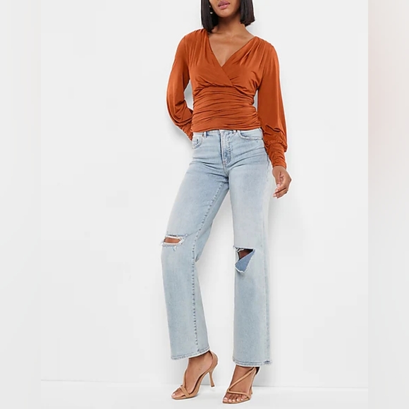 ❤️Express Caramel Cafe Silky V-Neck Ruched Blouse☆ - Picture 4 of 5